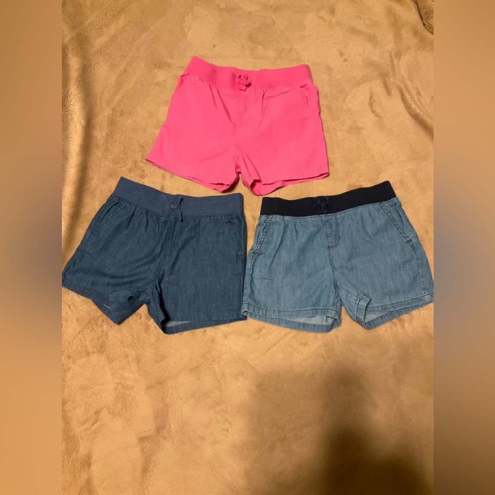 Bundle of 3 children place shorts size 10 In Excellent Condition